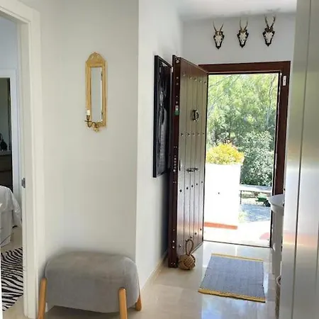 Moderno Apartamento Daire Marbella